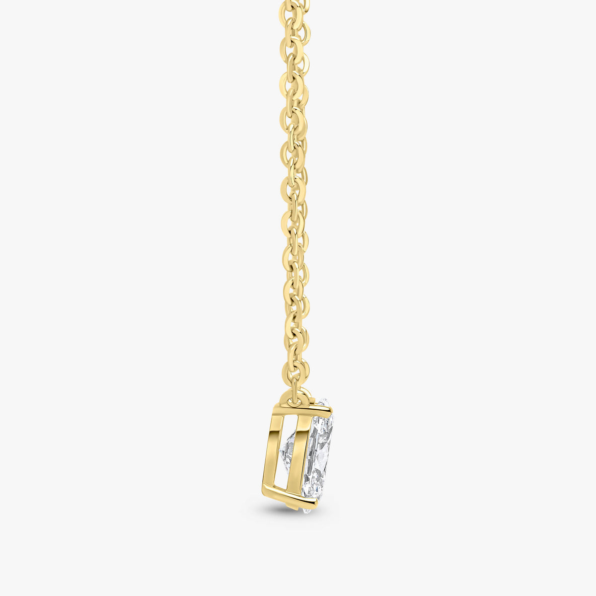Oval Cut Pendant Yellow Gold