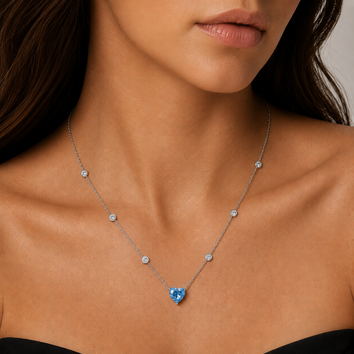 Blue diamond Circle pendant 18k Platinum Astrea London