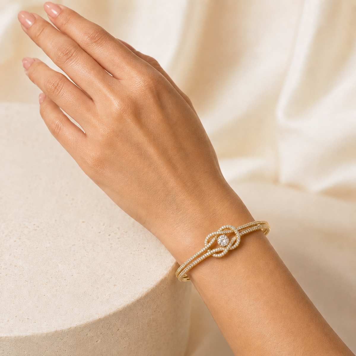 Friendship Diamond Bangle Pavé 18k Yellow Gold