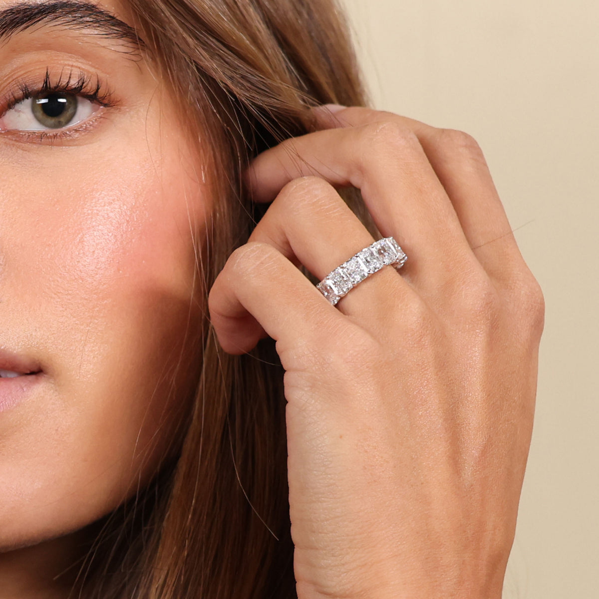 خاتم الأبدية بقَصة راديانت